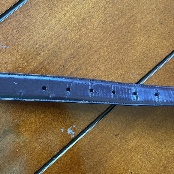 Men’s belt size 46/48. Approximately 52 inches long. Double sided. - Picture 5 of 13